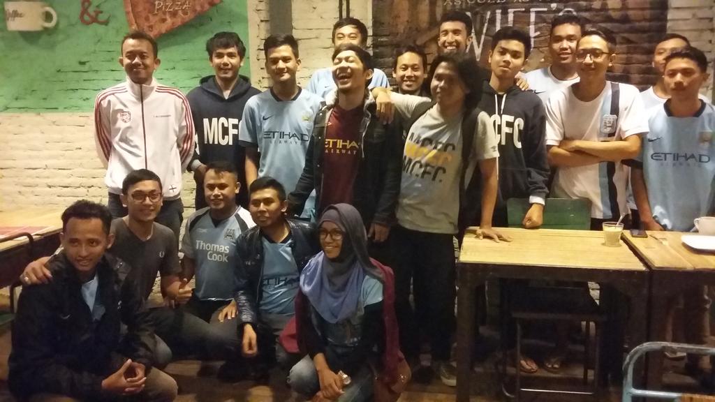 industriecopizz's tweet photo. Terima kasih dan selamat team :* @MCSCI_Malang Cc : @MCFCIndonesian http://t.co/Mz6u5wh40Q"