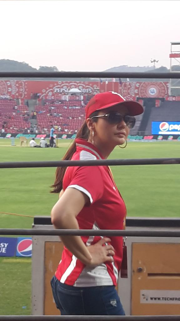 ajayprism's tweet photo. @TeamKXIP http://t.co/lVdg38tWQZ