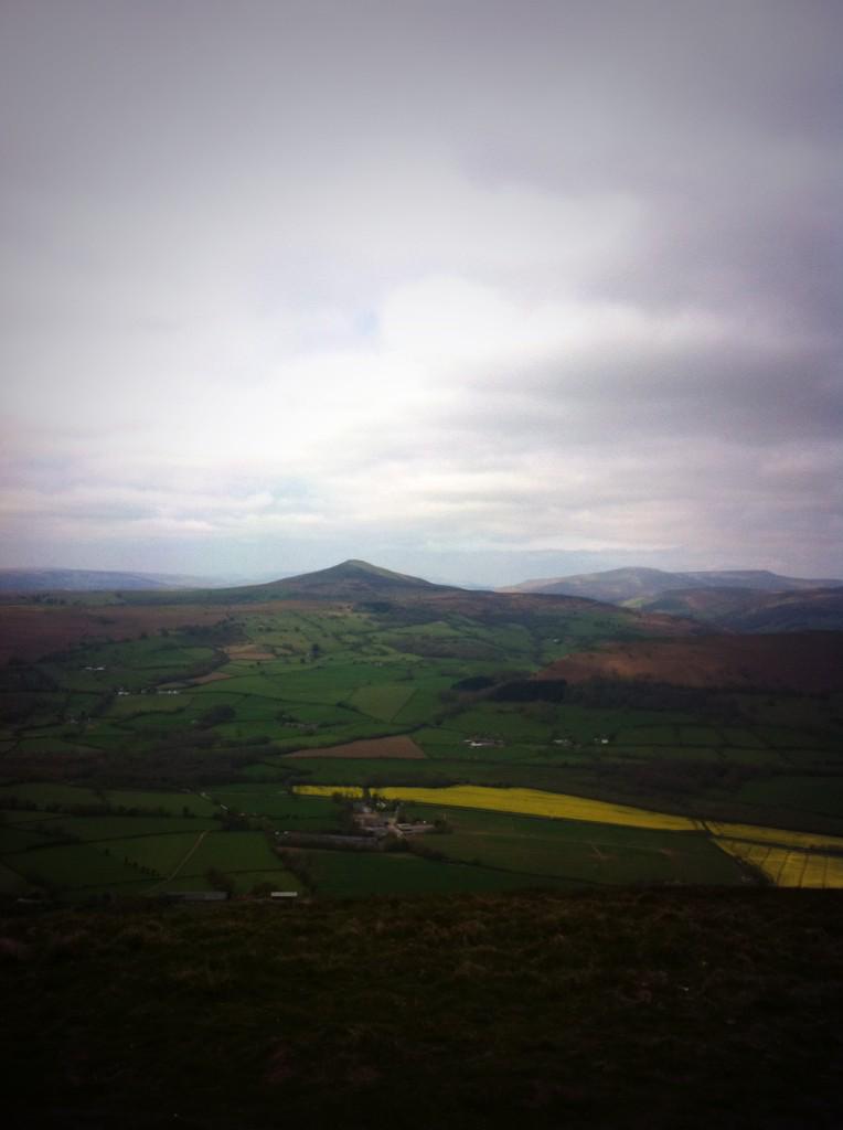 RT @JRSturt: Lovely walk up #skirrid today with some of @theCentre team! #abergavenny