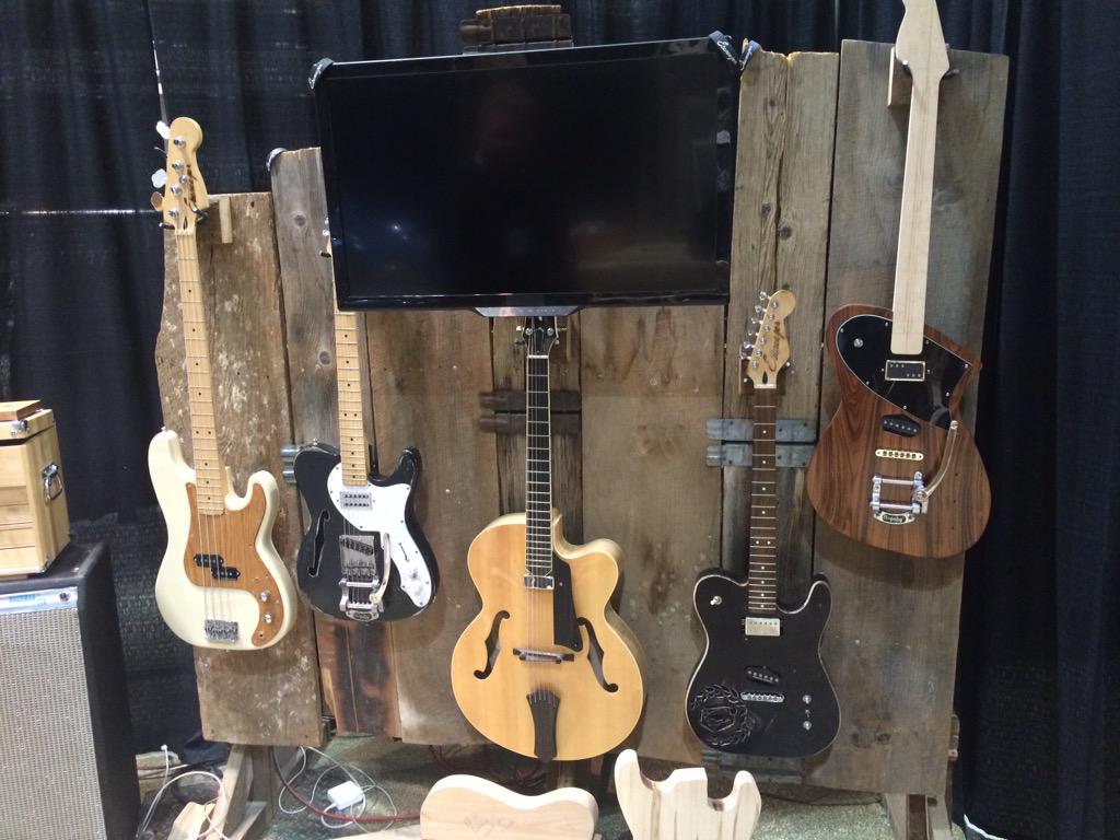 Bholding's tweet photo. @TheVintageMP @1029Klite lots of cool stuff here http://t.co/W1VR07ox1y