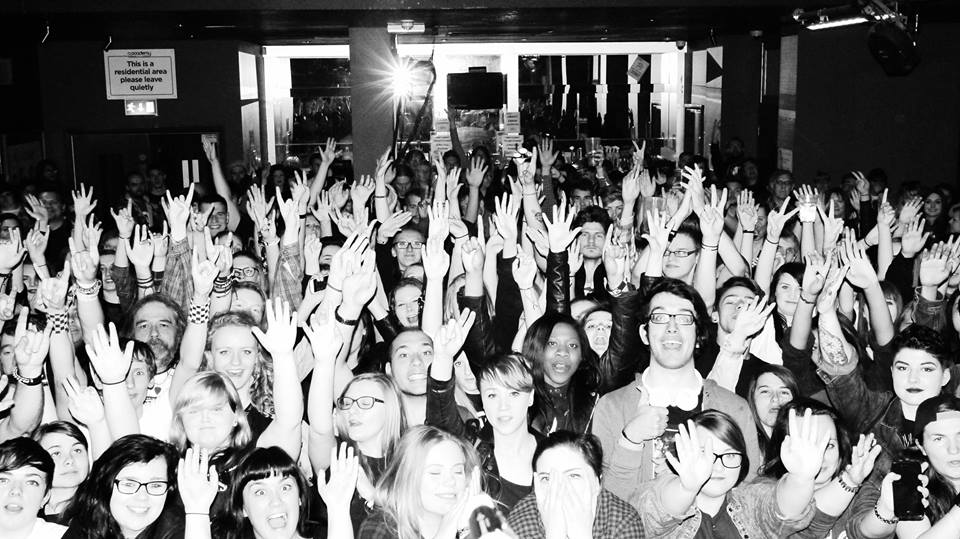 yelrahwilliams's tweet image. I met so many rad people last night @emoy0rk @hellaradyelyah @Jess_Lauren101 @aintitgvnn #PVRIS #BirminghamO2 #Squad