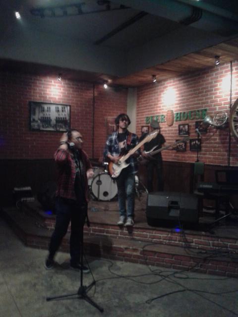 #eventformi <a href="/beerhousejkt/">Beerhouse jatinegara</a> artis band <a href="/thevannabe/">THE VANNABE</a> <a href="/DapurLetter_/">\m/</a> <a href="/askomik1/">ASKOMIK</a> <a href="/KabarOne1/">Kabar One</a> @viddyformi <a href="/andreOPA/">IG: andreopa</a> <a href="/octadandy/">octadandy</a>