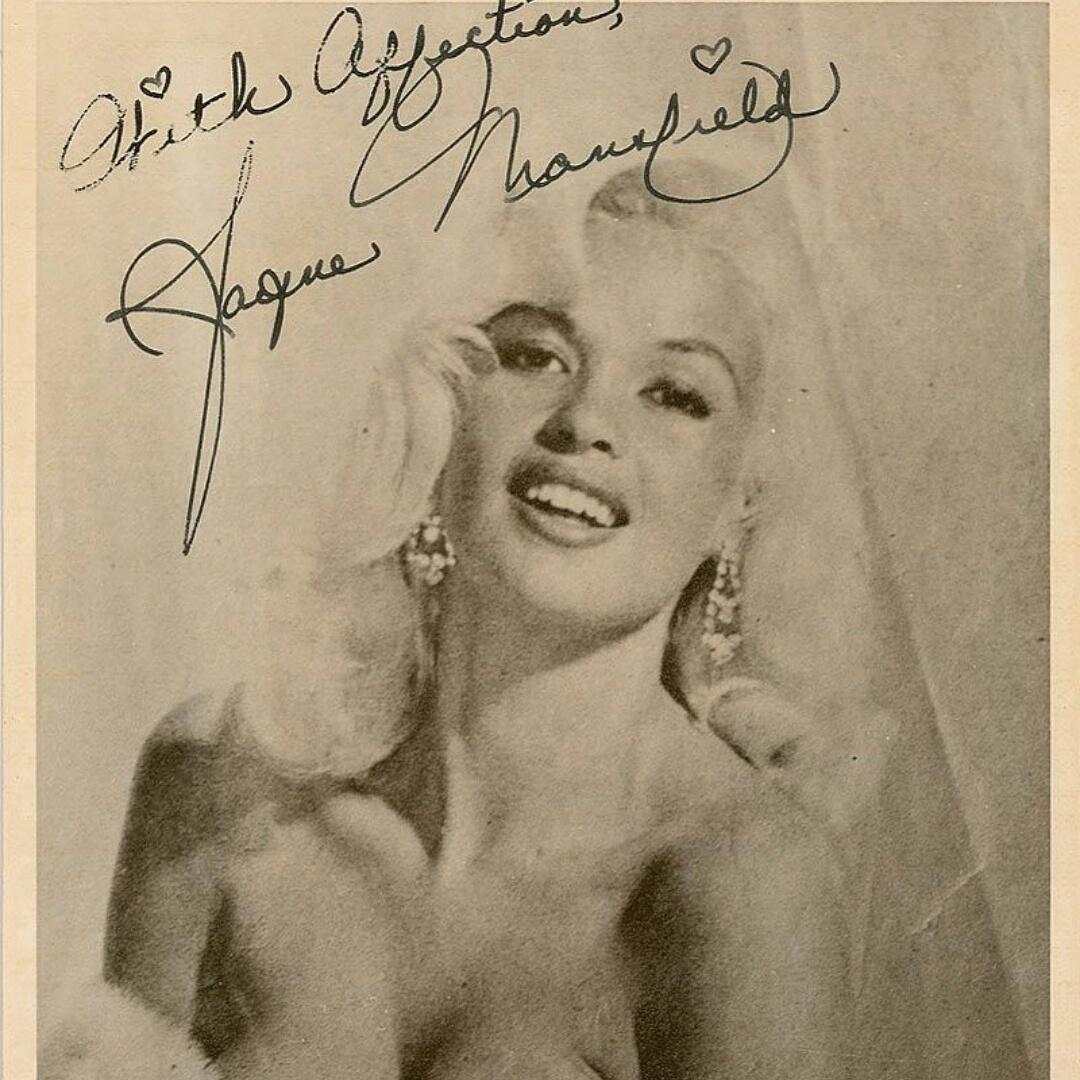 To a true Hollywood classic and extraordinary mother, happy birthday Jayne Mansfield!  