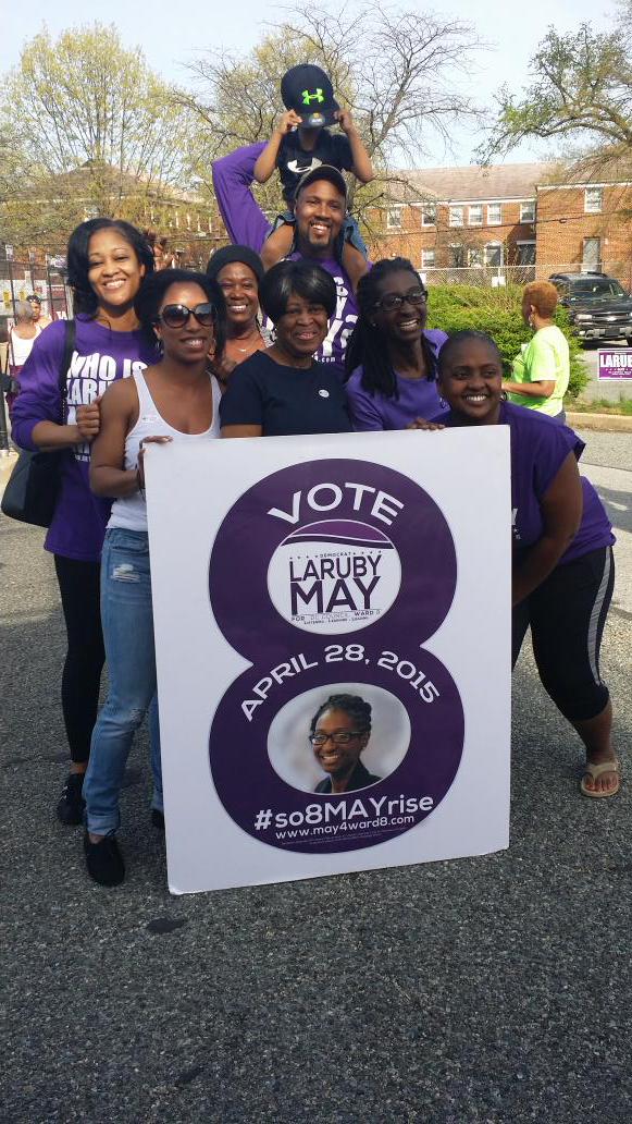 LaRubyMay's tweet photo. And then talking with more early voters at Malcolm X. #so8MAYrise #Purplementum http://t.co/bqARU9yUYC
