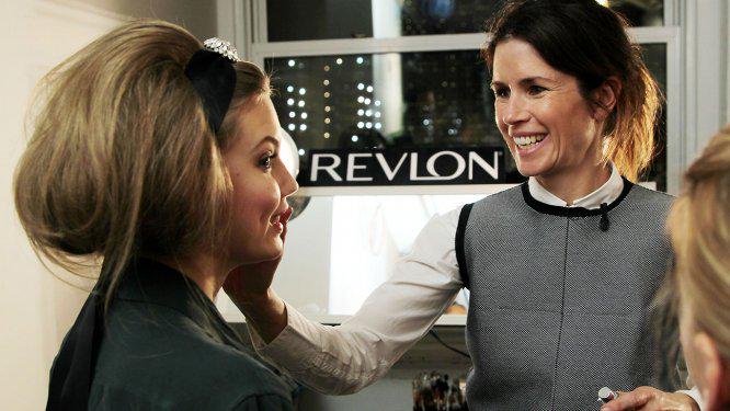 Celeb makeup artist <a href="/gucciwestman/">Gucci Westman</a>, who's worked with Drew Barrymore, is exiting <a href="/revlon/">Revlon</a>: thr.cm/WuSD1F