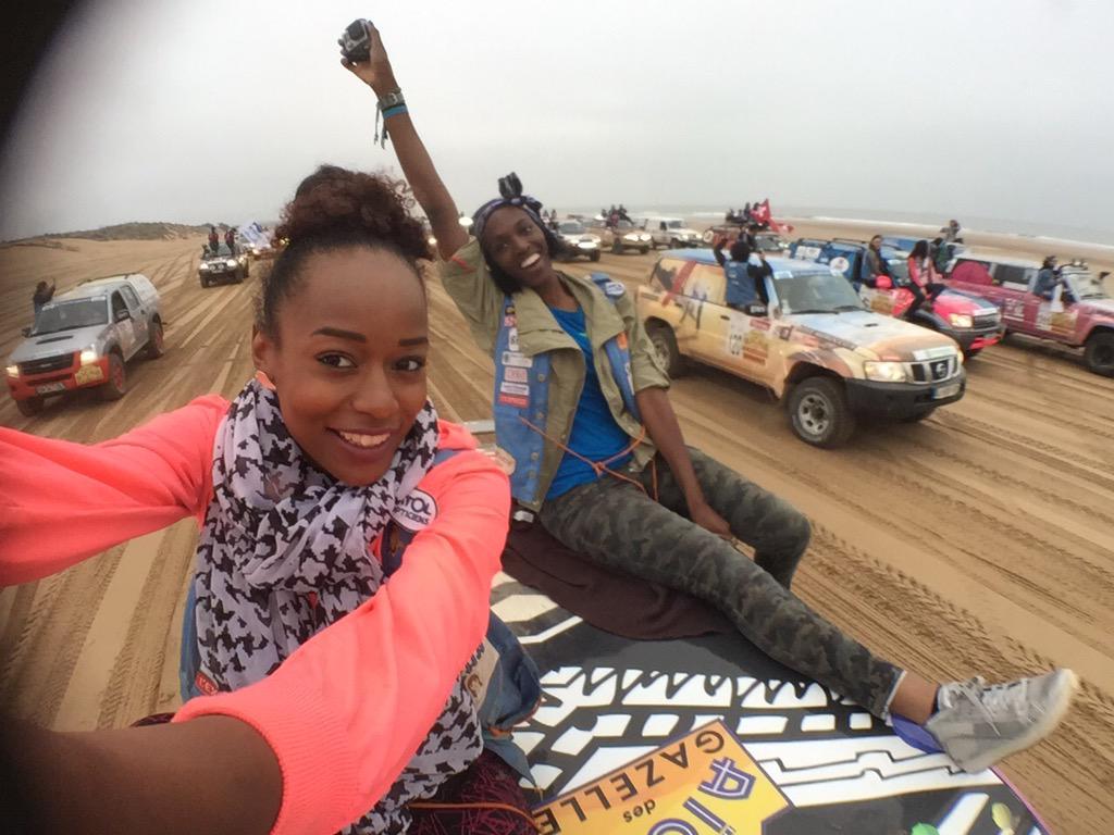 AnnalieseDayes's tweet photo. Luv this pic of @ohitsDaniJ & I cruisin on the roof of our beloved Kiki on the beach in Essaouira! #modelsonamission http://t.co/urKGYw8rUt