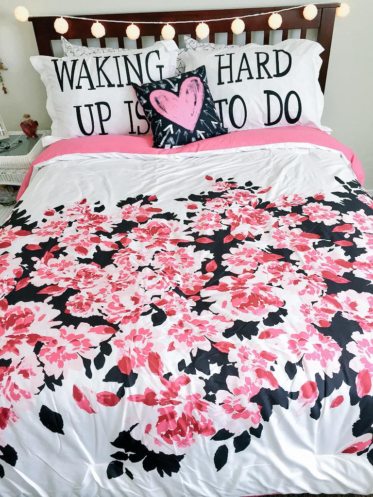 S On Twitter Loving My New Comforter From Bethanymota S