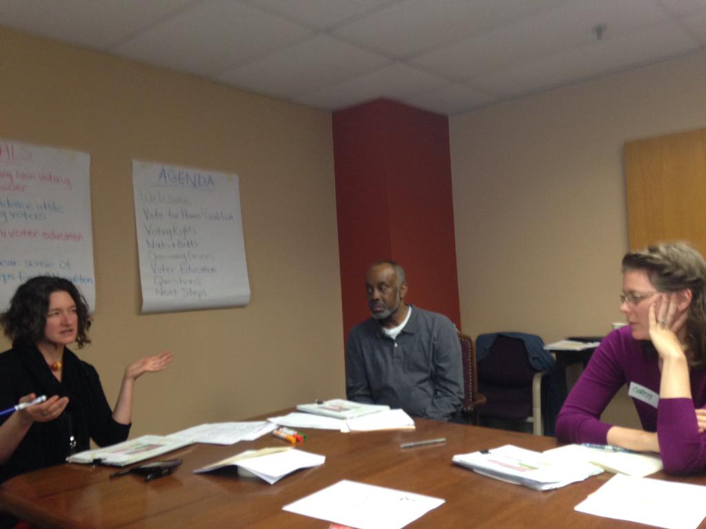PhillyCDCs's tweet image. Voter registration and GOTV training with Jennine Miller of @ProjectHOME #CDLI #VoteForHomes!