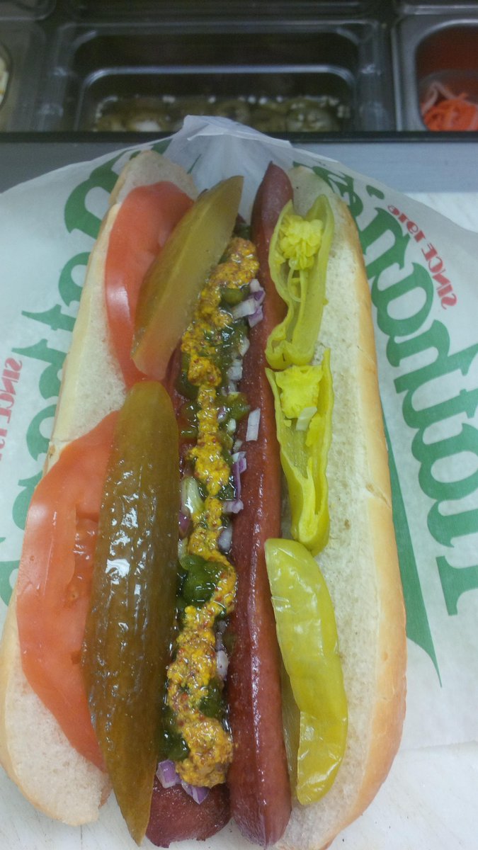 EagleRanch's tweet photo. Our version of the Chicago Dog! #getitinya @chefeagleranch @NFHotDogsCanada #theoriginal #bestdamdogever http://t.co/F5W3pNCiUS