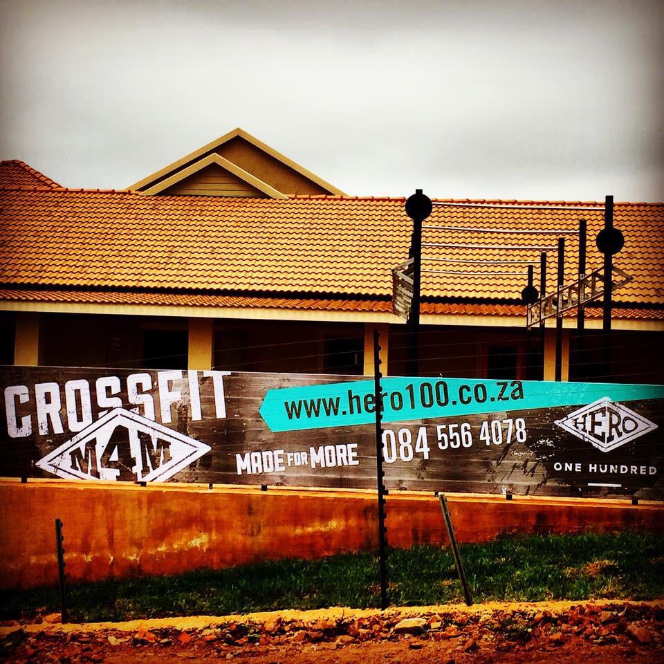Hero_OneHundred's tweet photo. Big shout out to @Inkworx for our amazing sign, looks awesome. You guys rock! #crossfit #hero100 #crossfitm4m http://t.co/o3aiUnWmPk