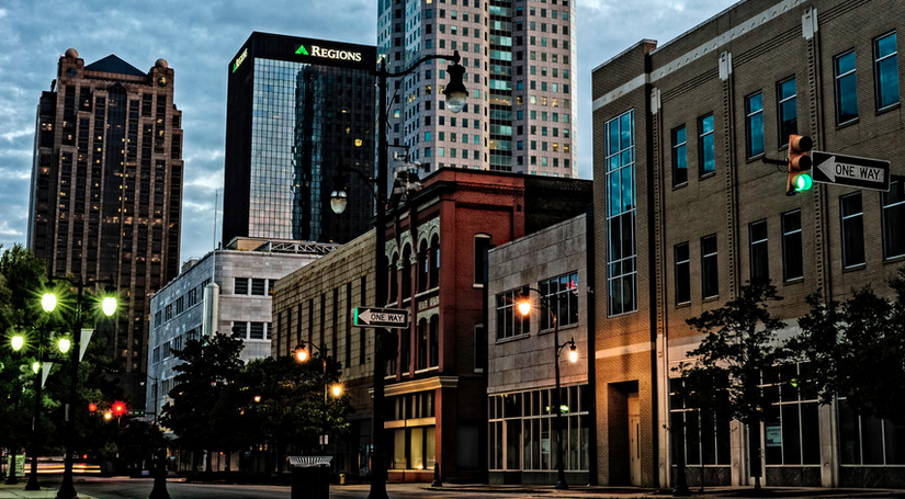 DanaEinfeld's tweet photo. RT @yhn: .@Forbes: 2 major AL institutions are among the nation’s best employers http://t.co/yiUgy4vs9o @RegionsNews http://t.co/Ve3Hmk9eOD