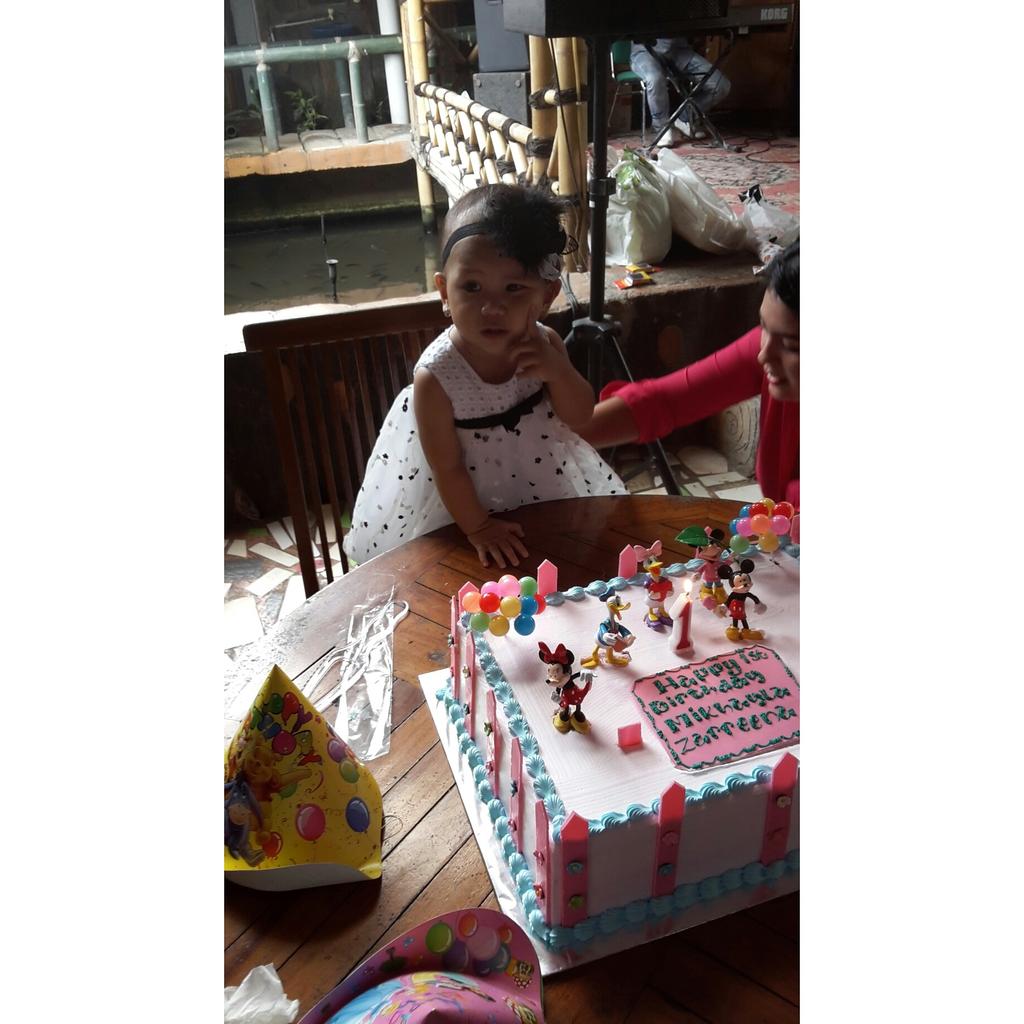 lithuaniea's tweet photo. 01-03-2015 b'day princess mamih :* http://t.co/p1ZkcaG9nv