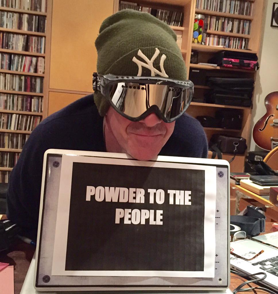 FatboySlim's tweet photo. To all you folks at @Snowbombing, I'm on my way, see you on Thursday! http://t.co/81gIb3NeeL