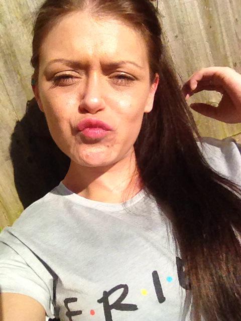 ArmstrongGem's tweet photo. #sun #dayoff #perfect #chilling #hot sunshine selfie http://t.co/y02BtoA4HU