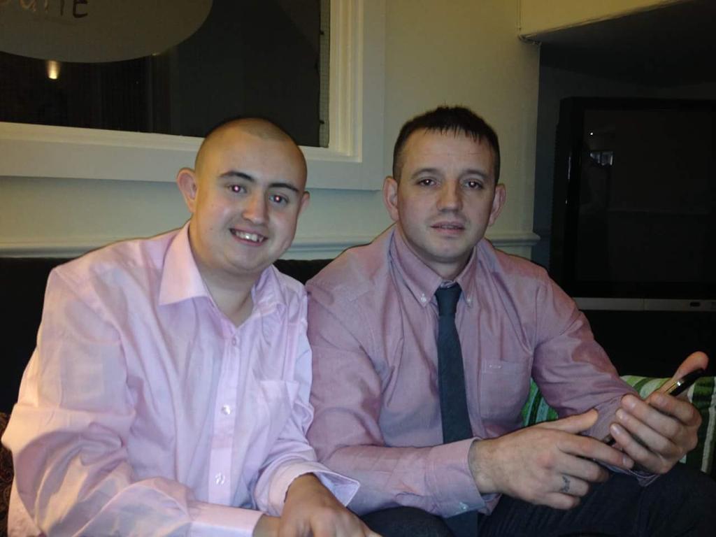 Darren Thomas tweet media
