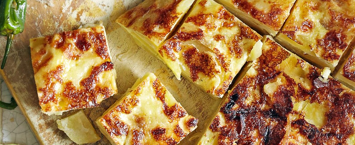 olivemagazine's tweet photo. A great #Spanish #snack or #TapasRecipe, you NEED this recipe http://t.co/UZ0mxjhyRa #VivaEspana #Tortilla http://t.co/QvPOV0GxZP