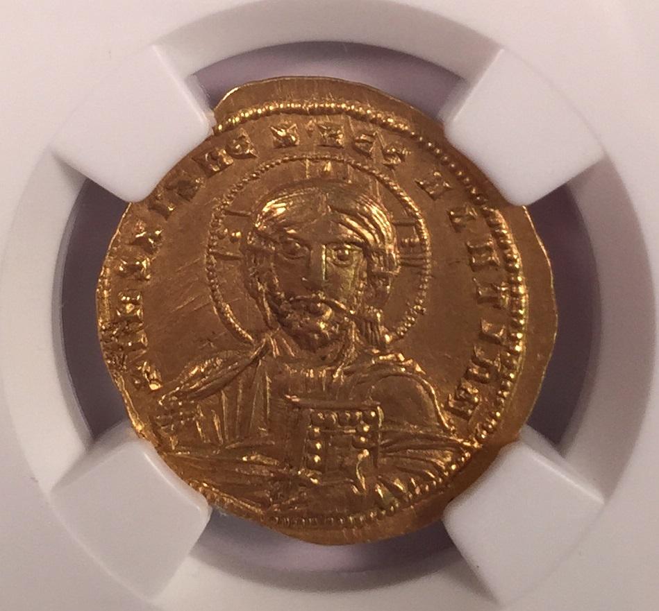 Goldguytim's tweet photo. 1000-year-old gold coin featuring Jesus...http://t.co/XF7VVA8GLT http://t.co/Qjaz7bKS75