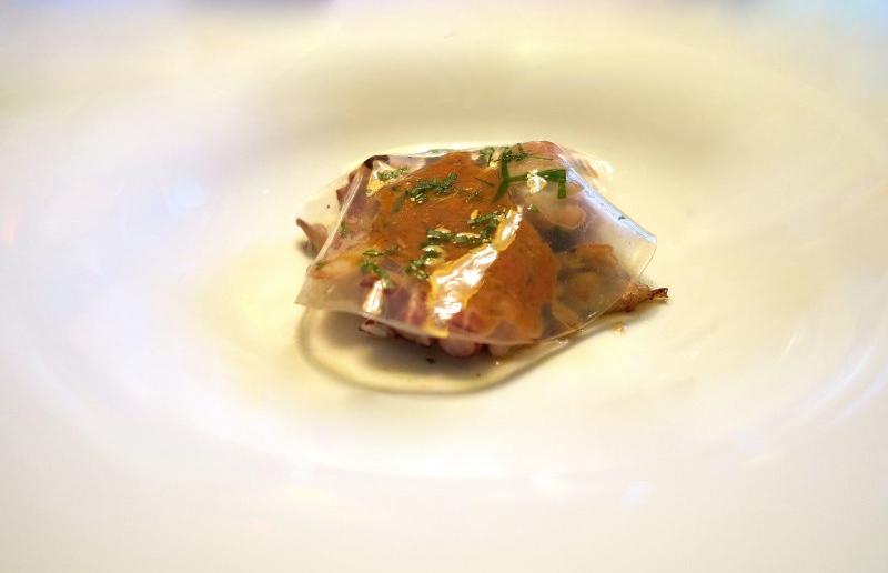 cicciosultano's tweet photo. #cicciosultano #mangiareindialetto #food  Il Sultano in pescheria @ifioridelmaleit http://t.co/s6Eunj43wa http://t.co/s4NE4KYZxr