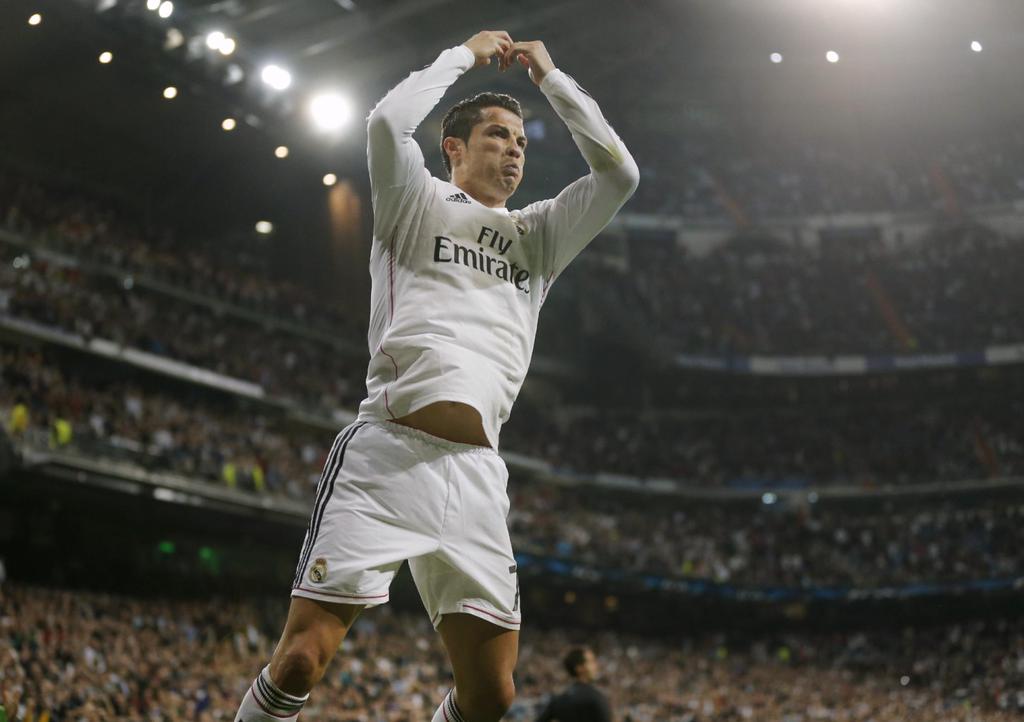 SeputarMadrid's tweet photo. 300 goals in 287 games for Real Madrid. Fuc*in' incredible!!! #VivaRonaldo #HalaMadrid http://t.co/ijlbFJpuuh