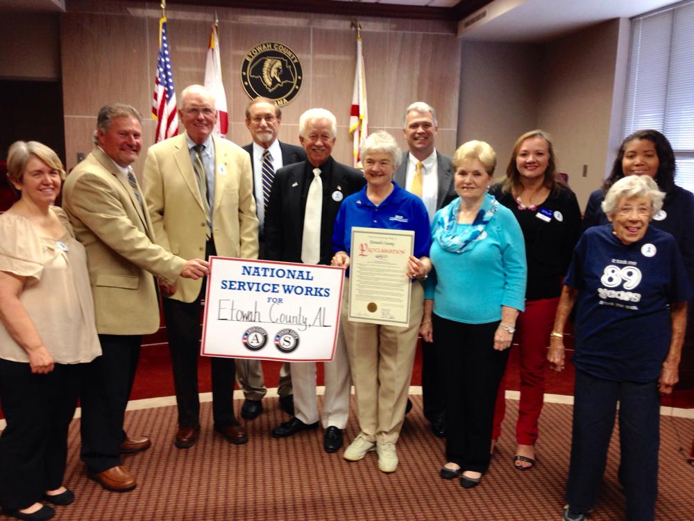 NationalService's tweet photo. Love it! RT @etowahrsvp: @WendyCNCS @AlabamaStateOff #Counties4Service Day in Etowah County, Alabama! #RollTide http://t.co/hRNDga6dYB
