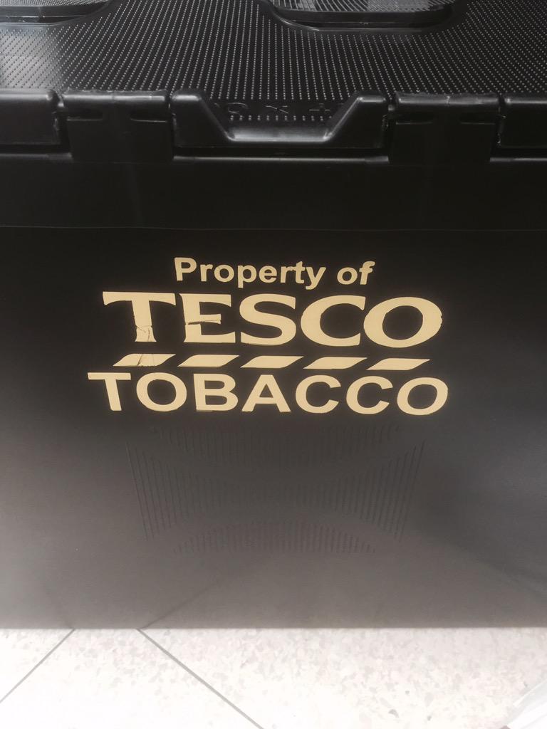 CaunceStr5173's tweet image. I'm now walking across the shop floor with a box that tells everybody that I'm carrying tobacco. Madness.