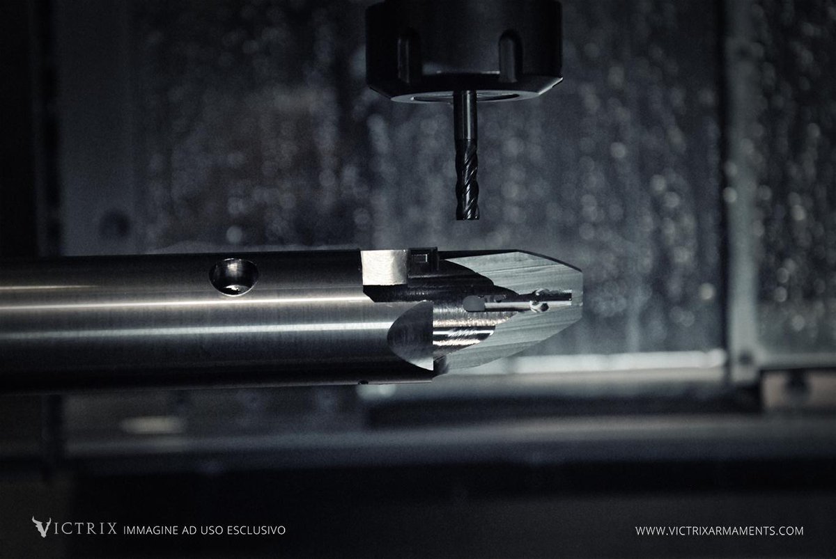 Victrix_Arms's tweet photo. #victrix #rifle #shooting #tactical Victrix Armaments, Tactical Rifle Action machined from billet http://t.co/V8YsTyorOu