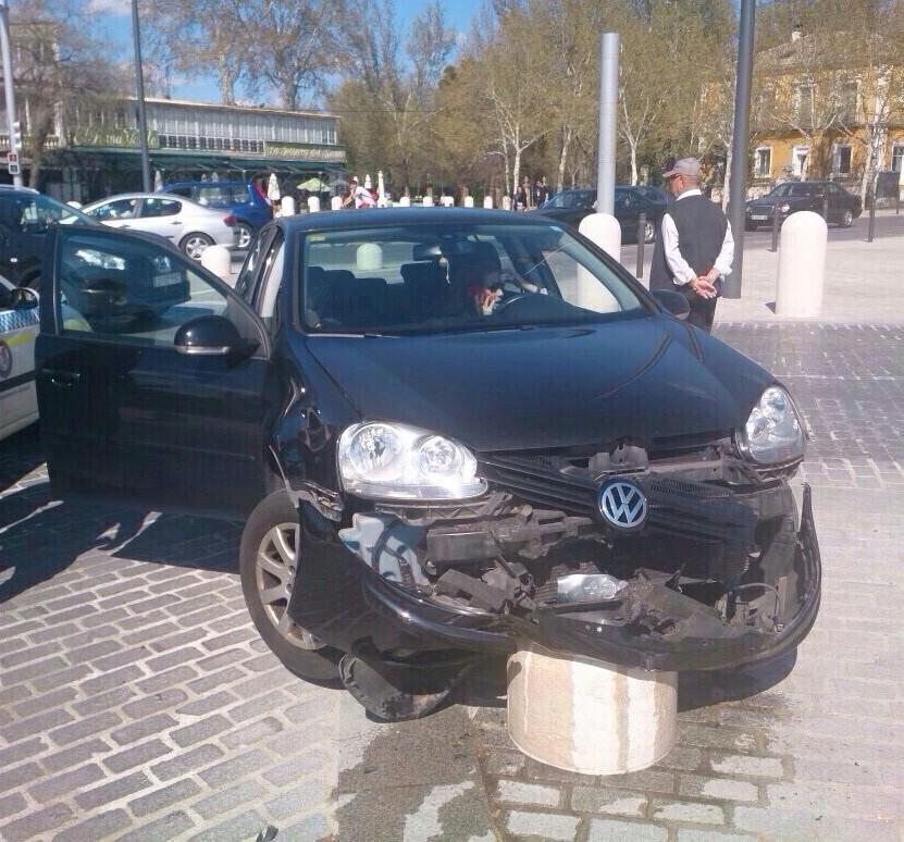 FURIADEARANJUEZ's tweet photo. LA ALCALDESA DE ARANJUEZ VISITA LOS CONCESIONARIOS Y PROPONE UN PLAN PARA ESTIMULAR LA VENTA DE COCHES. http://t.co/G5CqT1MbZy