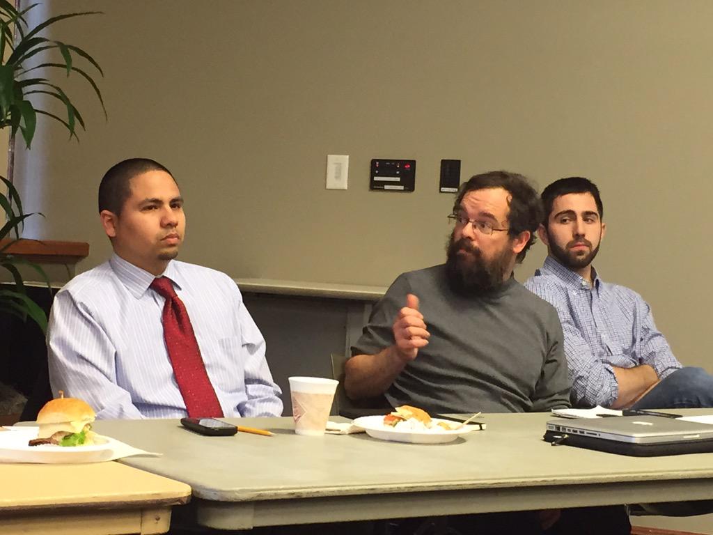 rglweiner's tweet photo. Always enjoy watching my colleagues present their work. @trinitycollege #ctedreform http://t.co/3vNxyyh55X