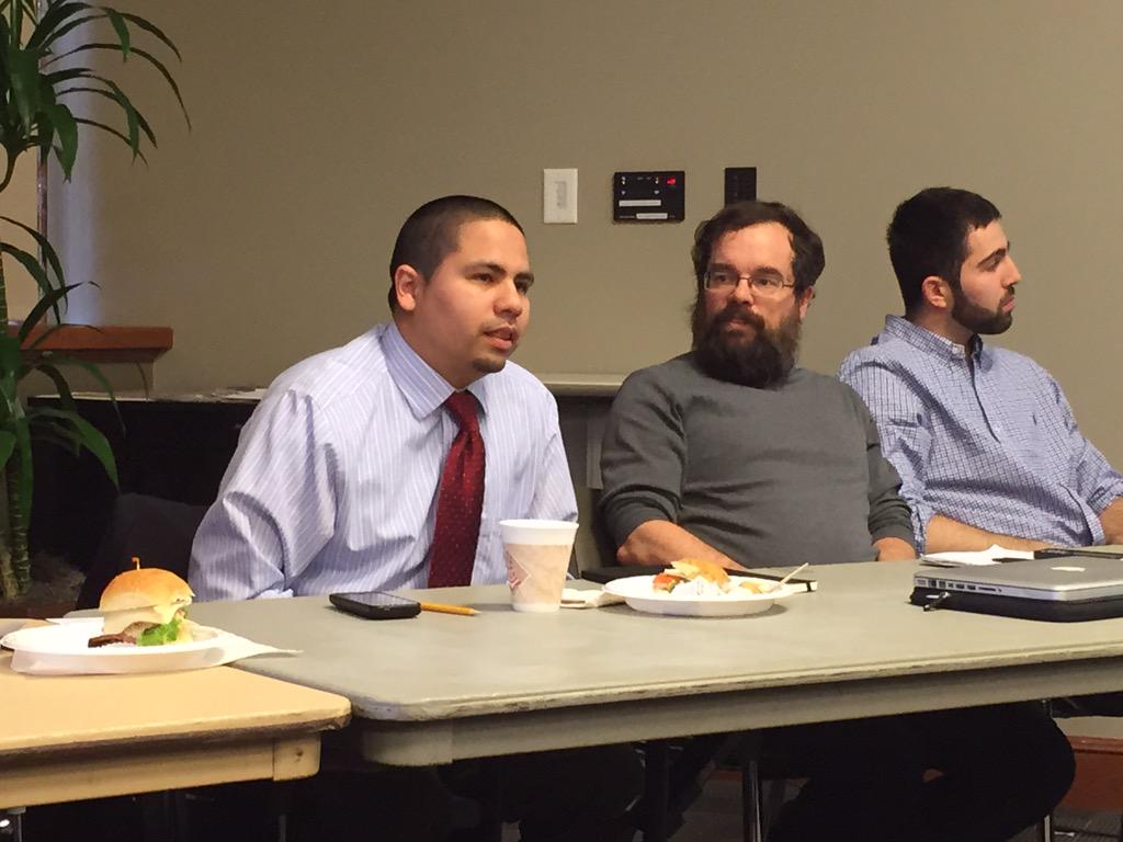rglweiner's tweet photo. Always enjoy watching my colleagues present their work. @trinitycollege #ctedreform http://t.co/3vNxyyh55X