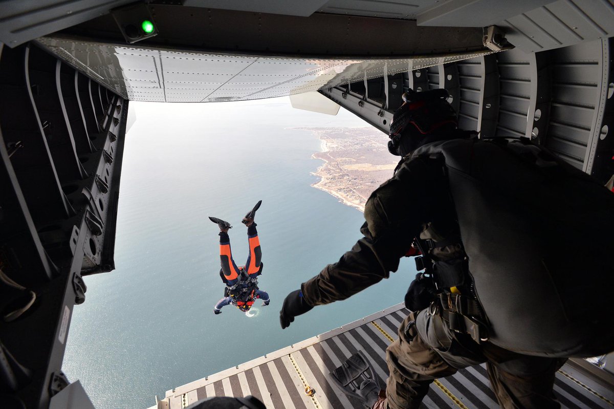 USNationalGuard tweet picture