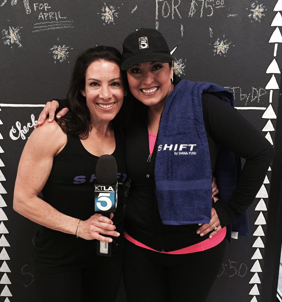 SHIFTbyDP's tweet photo. @KTLA @singleserving @LynetteRomero thanks for making the SHIFT happen with us this morning!!! #fitness #SHIFTbyDP http://t.co/9M1EGbiDlo