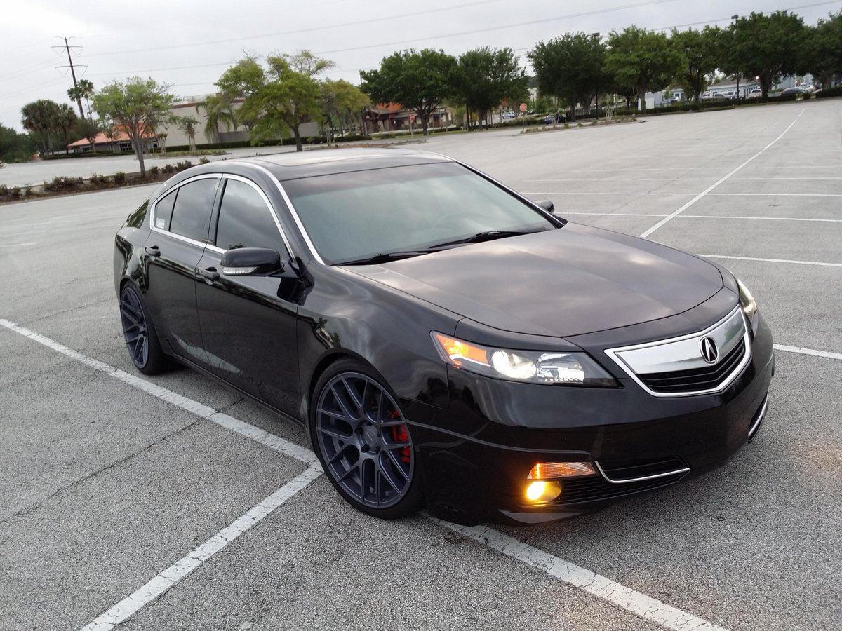 MrKing2382's tweet photo. Thanks again for the wheels!! #VMB8 @Velgenwheels @Acura http://t.co/3cArwiMBgw