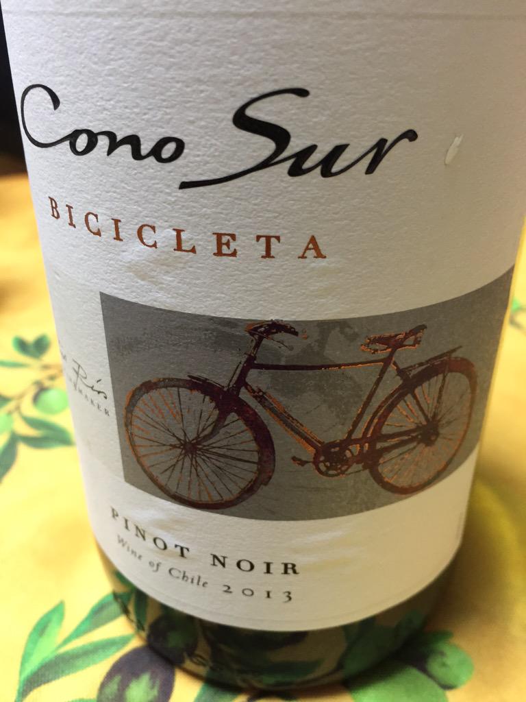 devikhwang's tweet image. こんな時間にワインなんて飲んでる場合じゃないのに...