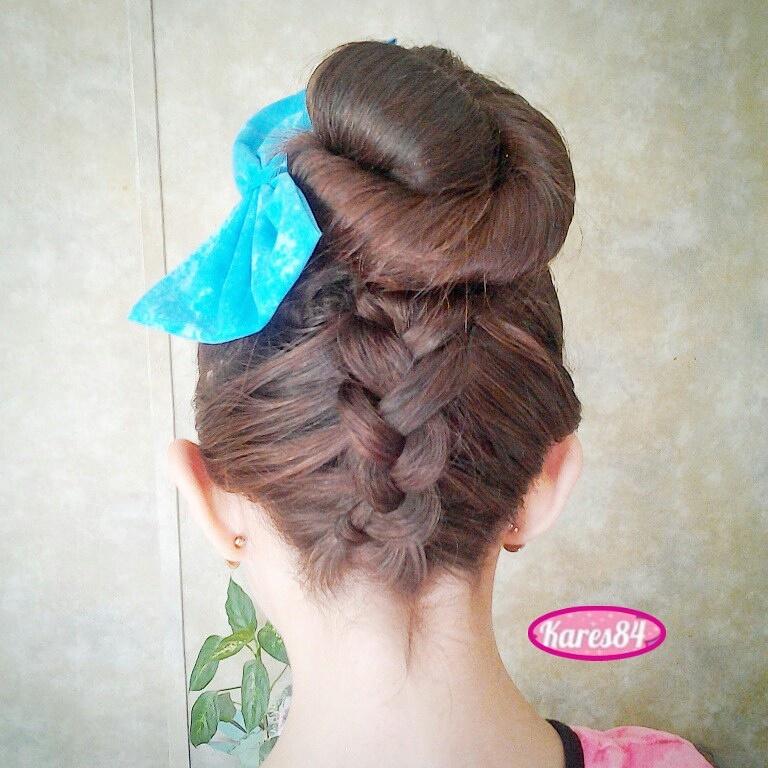 kares84's tweet photo. Upside Down Bun with Dutch Braid
Inspired in Karen @kinnaird24 for #mb5easter15
#upsidedownbraid #DutchBraid http://t.co/9oTlbYyqo5