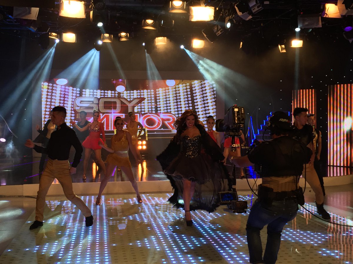 tcsoyelmejor's tweet photo. 9PM | Un opening sensacional, que dejó a todo el Ecuador sorprendido. ¿Nos acompañarás esta noche? ¡Sigue LO MEJOR! http://t.co/o05SIw2dqZ