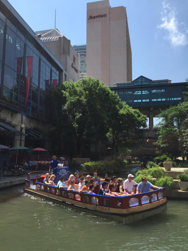 CroneIan's tweet photo. #ACUI2015 is ready to welcome #acuiconference http://t.co/NDdBsKgtiG