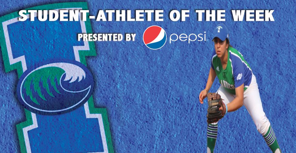 IslandersSball's tweet photo. Congrats to Jessica Mendez on being named http://t.co/QYAkZtBT6i Student-Athlete of the Week, Presented by Pepsi! http://t.co/kJJZ4pav7p