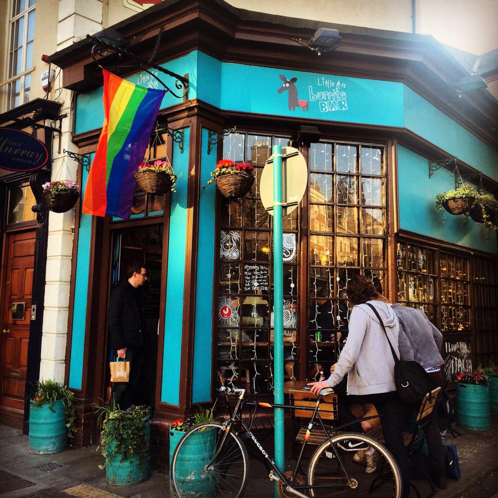 k_zappone's tweet photo. Great to see Yes support growing - thanks @LittleassDub! Have you seen any pride flags or #YesWindows? #MarRef 🌈 http://t.co/hRAcHRUZua