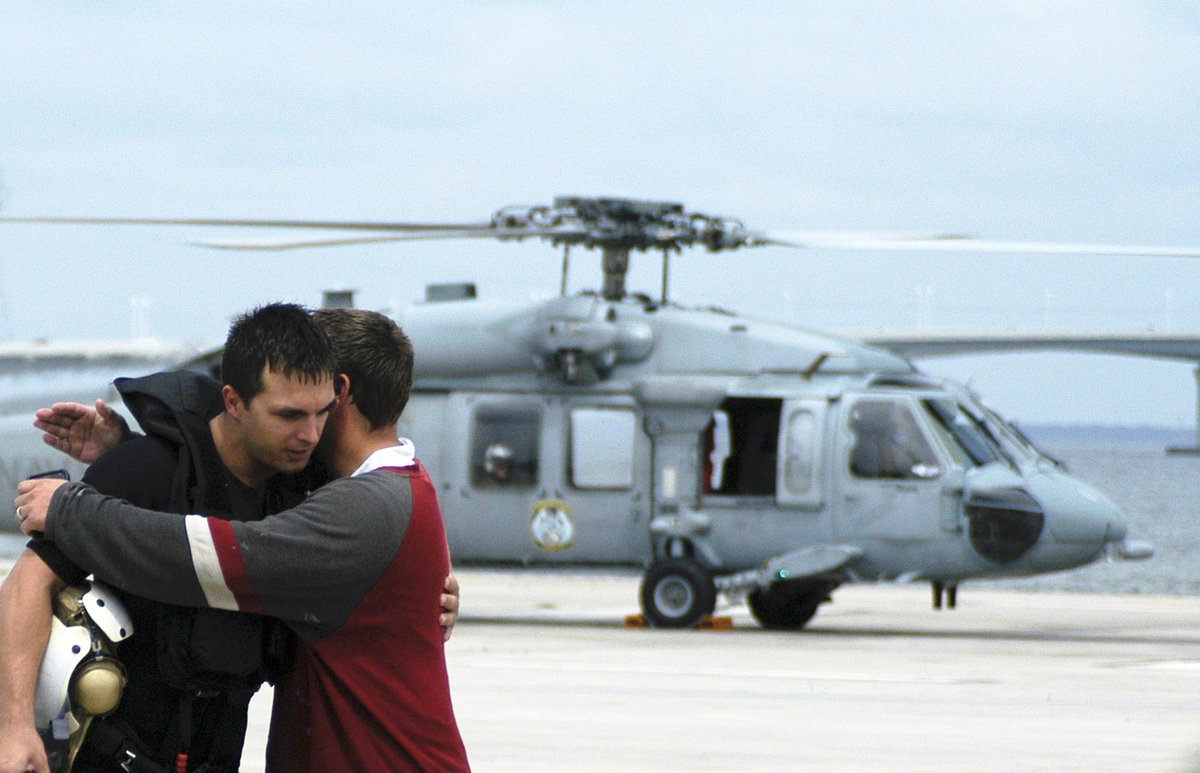 USNavy's tweet photo. #USNavy SAR team rescues distressed boater @US2ndFlt. Get the details &amp; RT: http://t.co/ZZl9dLfbHY http://t.co/QSgUp7QawQ