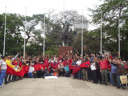 Gran bandera tricolor despliega el pueblo tachirense.(Prensa/Foto) goo.gl/QkfZ5x <a href="/HectoRodriguez/">Héctor Rodríguez C.</a> <a href="/WillianGil/">Willian Gil</a>