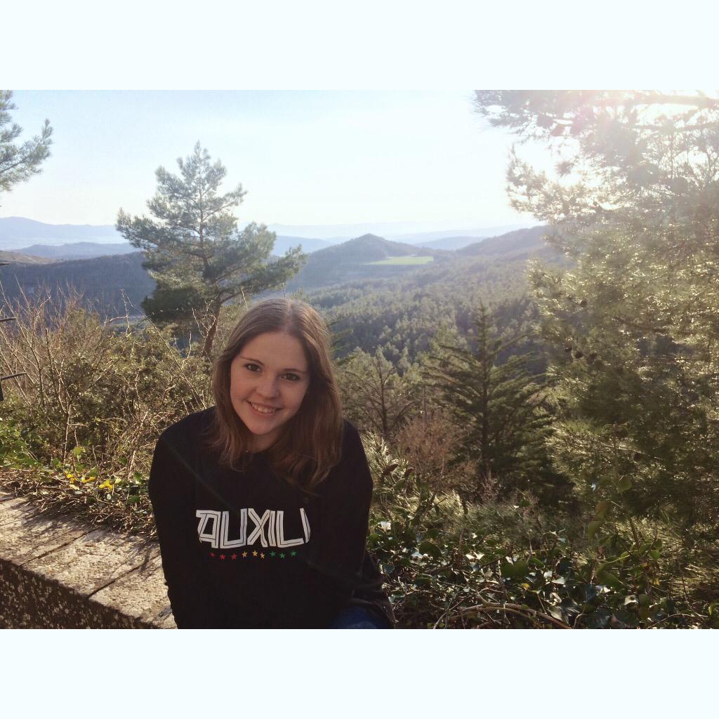 En el #CAMINOIGNACIANO con mi super camiseta de <a href="/Auxili_Band/">AUXILI</a> 😍😍