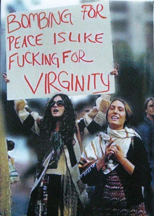 CoolPastPics's tweet photo. Sadly, some things never change. Anti-war protest, 1960s. http://t.co/muboIwchhG