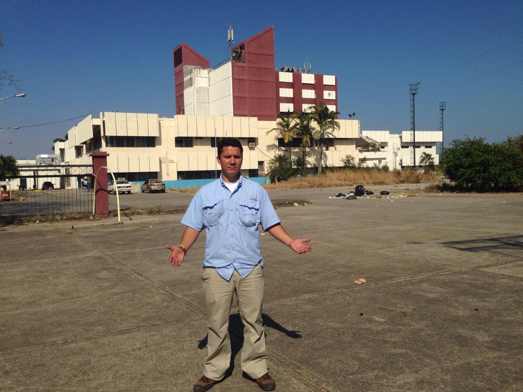 Carlos Graffe tweet media