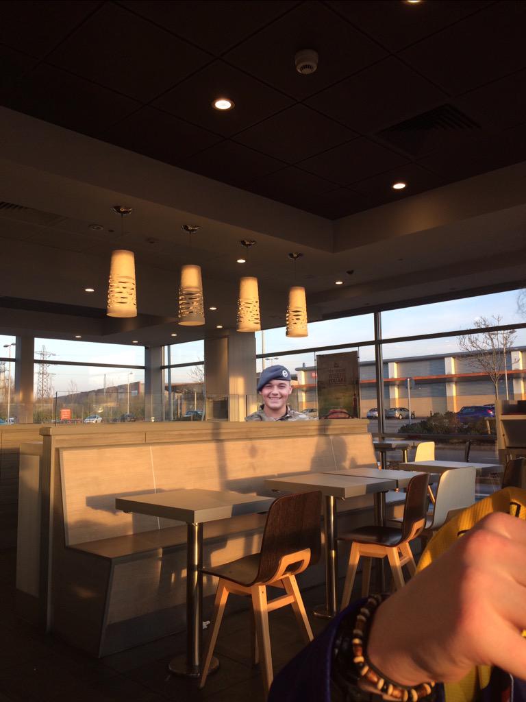 Wheres_Edward's tweet photo. Edward spotted in KFC Llanelli #GymLadGoneBad #WheresEdward http://t.co/uB2gbAlovu