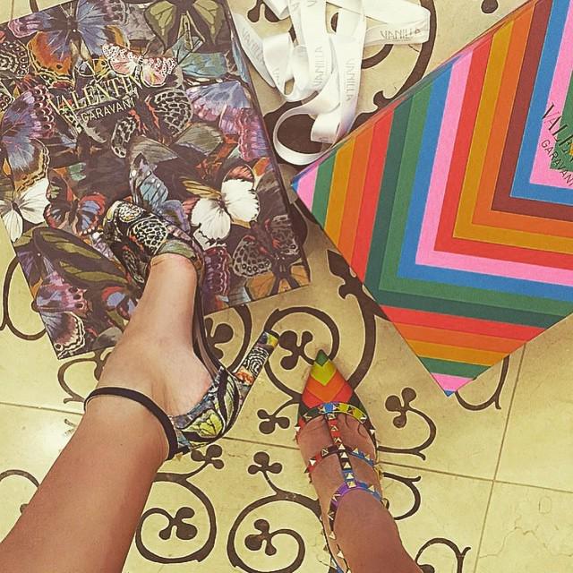 MaisonValentino's tweet image. Decisions, decisions. #camubutterfly or #1973collection? #rockstuds #color #shoes image vi… ift.tt/1a2gDnp