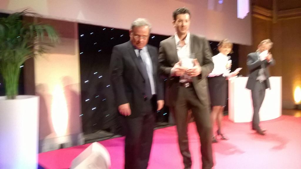 CCILYONMETRO's tweet photo. Bravo à Franck Aldana-Compan, poissonnier à Albigny trophée Étalage de marché #gsdc2015! http://t.co/fvAS4lqanf