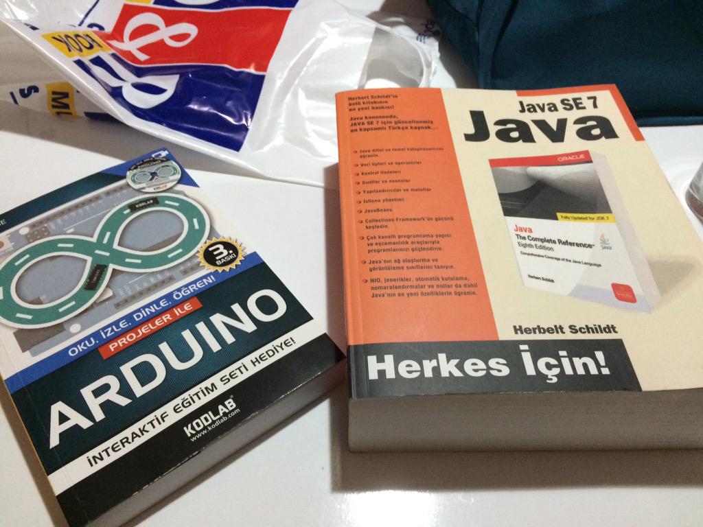 KramenKramens's tweet image. beybi. #java #javase7 #arduino