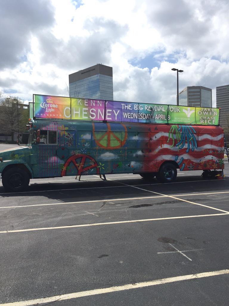 BSWArena's tweet photo. We're headed to Carolina Ale House on Woodruff Rd, come see us! #KennyChesneySC #IfThisBusCouldTalk #TheWell http://t.co/ZV62lJqOxA