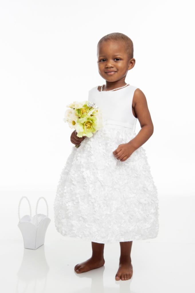 Register your wedding and share your happily ever after with St. Jude kids like Gabrielle: bit.ly/1PgF1Td