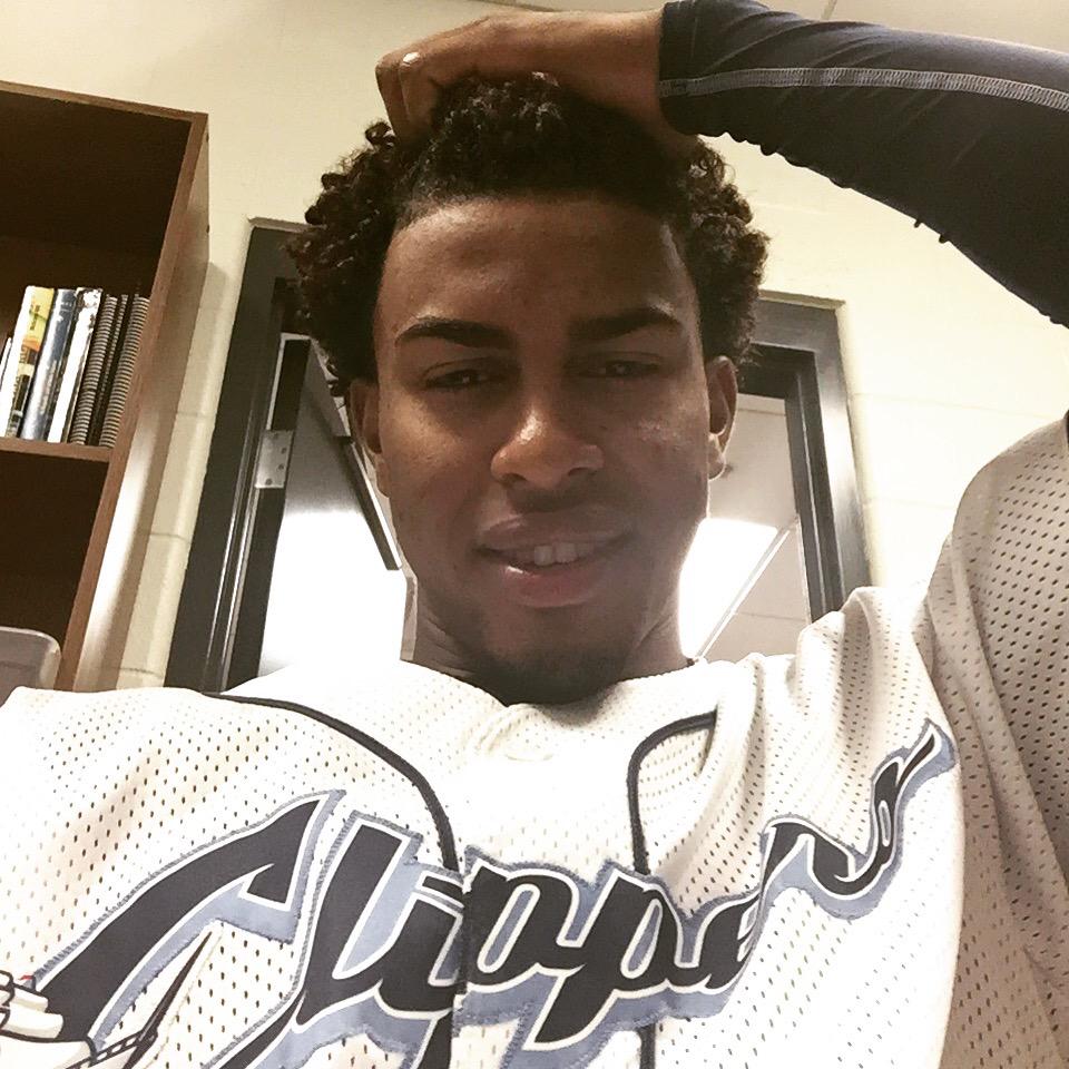 Lindor12BC's tweet photo. Loco porque empiece esto... #Clipshow #HairGettingLong #Lindor12BC http://t.co/wf4F0D711n